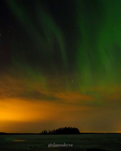 yeg, edmonton, lookbook, april, spring, elk island, northern lights, aurora borealis